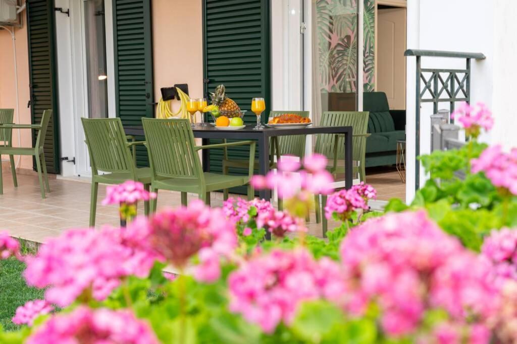 ארגוסטולי Central & Elegant Suite With Private Garden מראה חיצוני תמונה