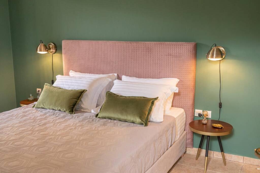 ארגוסטולי Central & Elegant Suite With Private Garden מראה חיצוני תמונה